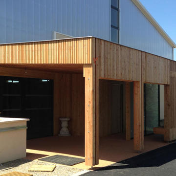 Réalisation d'une extension bois à la salle de basket à Réjaumont